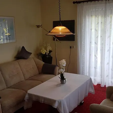 Christine Langenargen