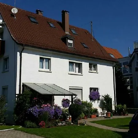 ホテル Michael & Christine *